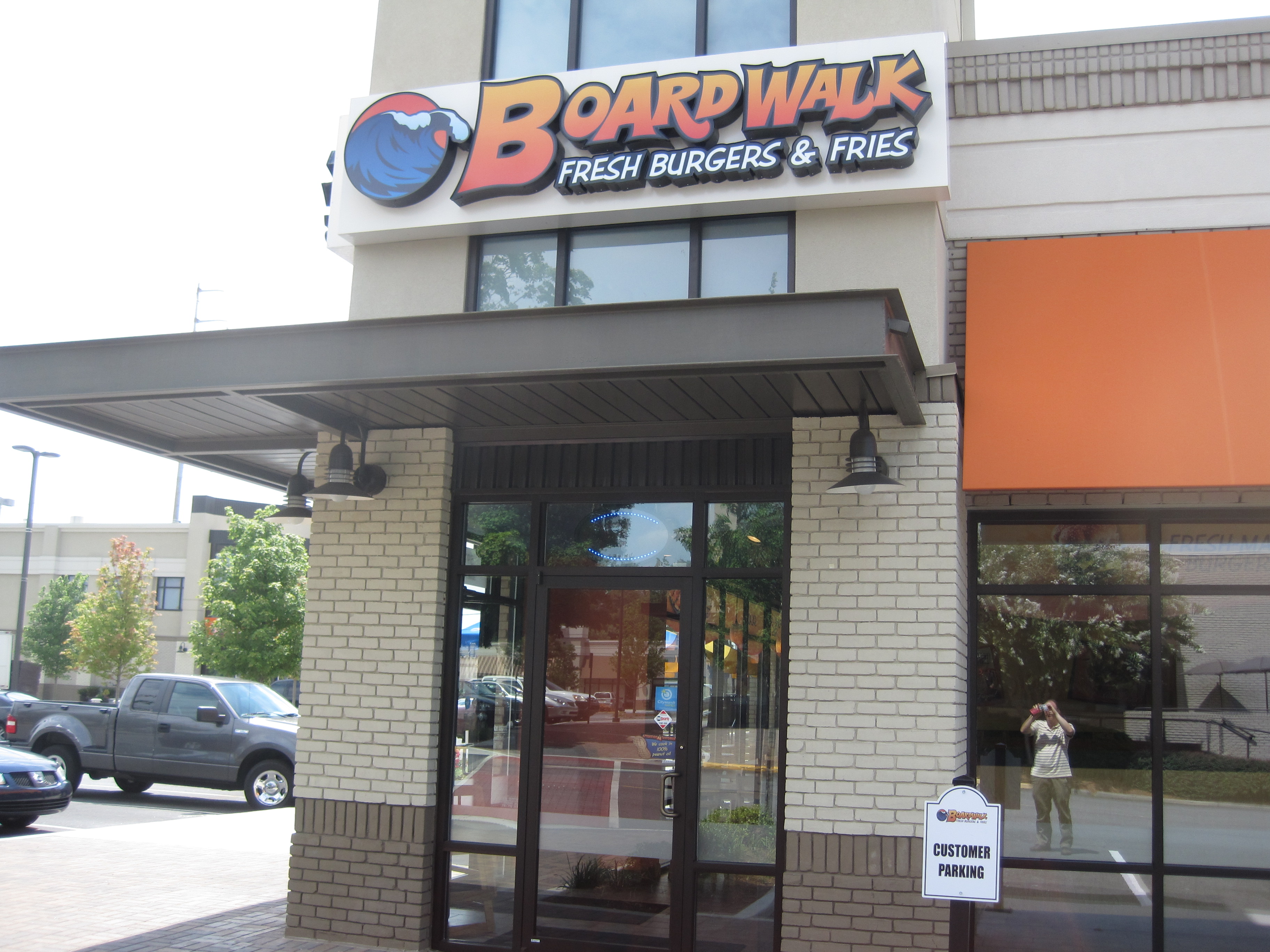 Boardwalk Fresh Burgers and Fries, Sandy Springs GA | Food ...